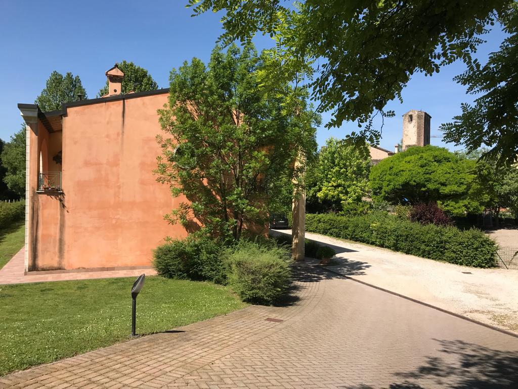 Appartamenti Di Andrea Valeggio sul Mincio Bagian luar foto